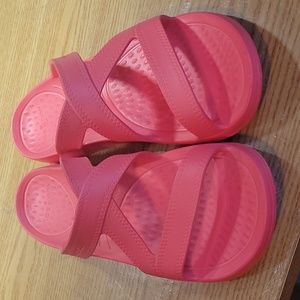 Nuu-sol "Coral sunrise hailey" slides, women's sz 10